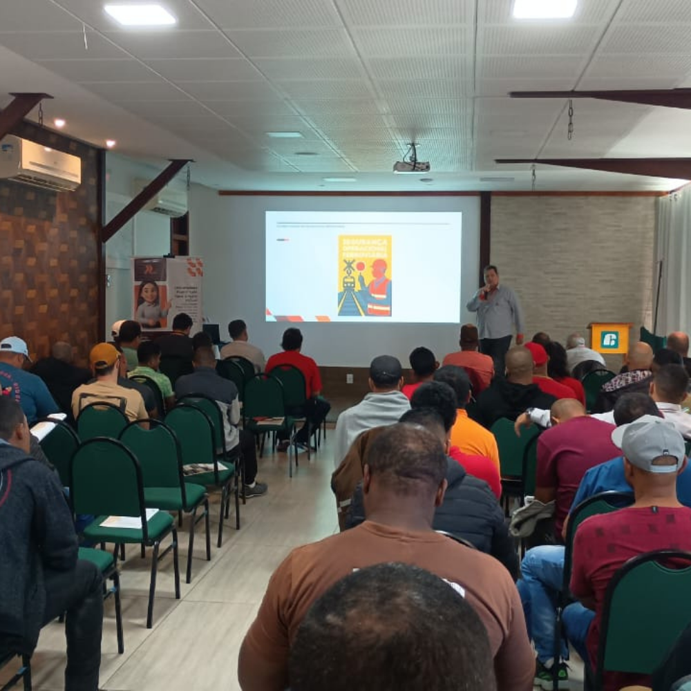 forum-alinhamento-tecnico-obras-ferroviarias-1 Alinhamento técnico nas obras ferroviárias é destaque no Fórum de Encarregados e Supervisores da Prumo