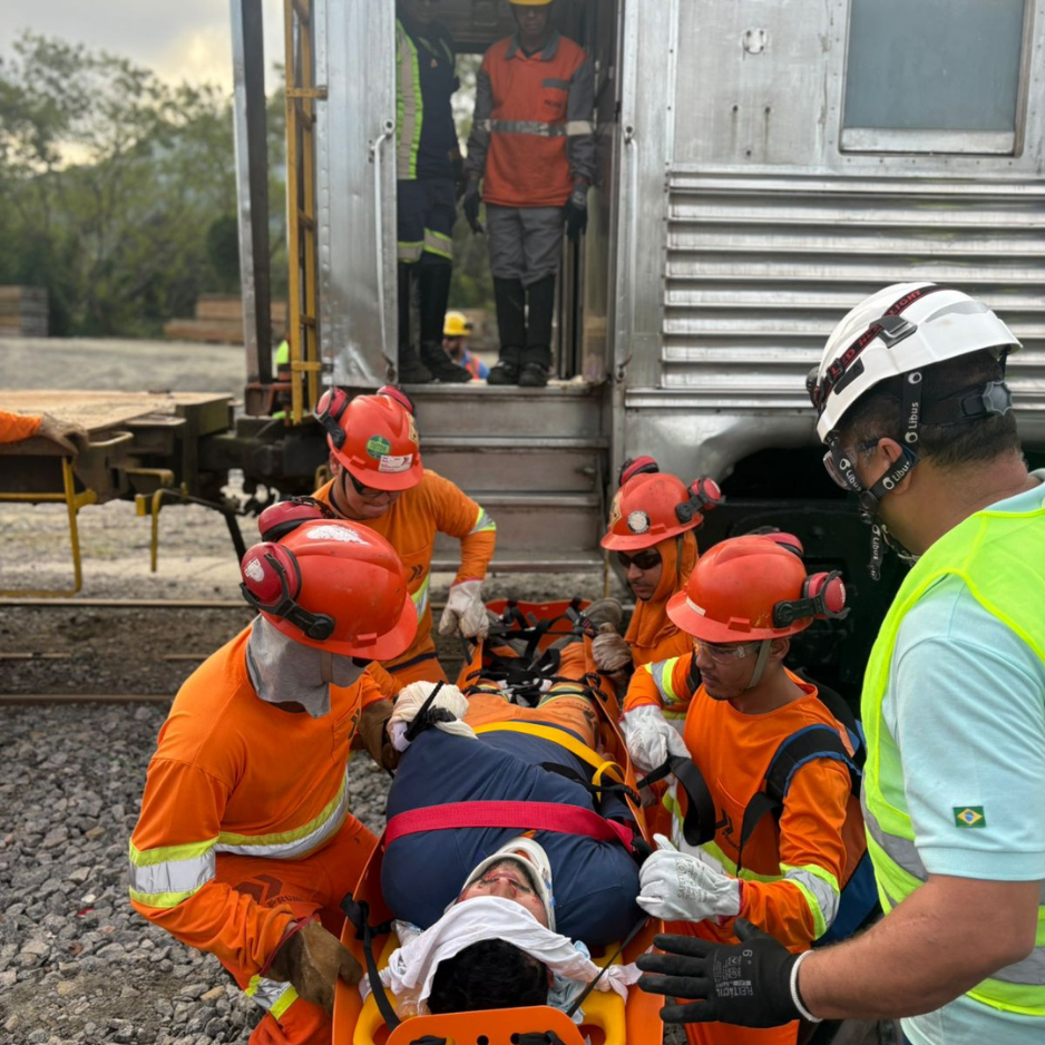 treinamento-brigadistas-obras-ferroviarias-2 Treinamento de brigadistas em obras ferroviárias reforça segurança nas frentes de serviço da Prumo